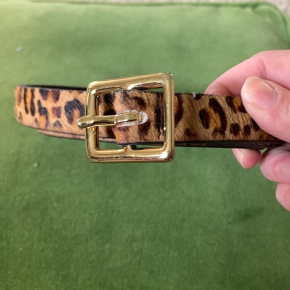 Vintage cow leather with hair. - Picture 2 of 4